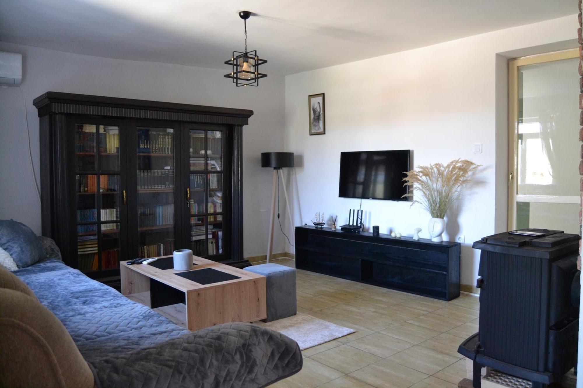 Una Apartment เซทินเจ ภายนอก รูปภาพ