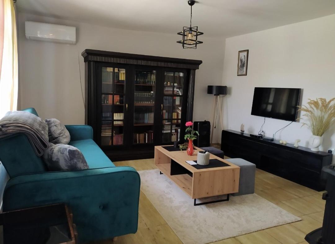 Una Apartment เซทินเจ ภายนอก รูปภาพ